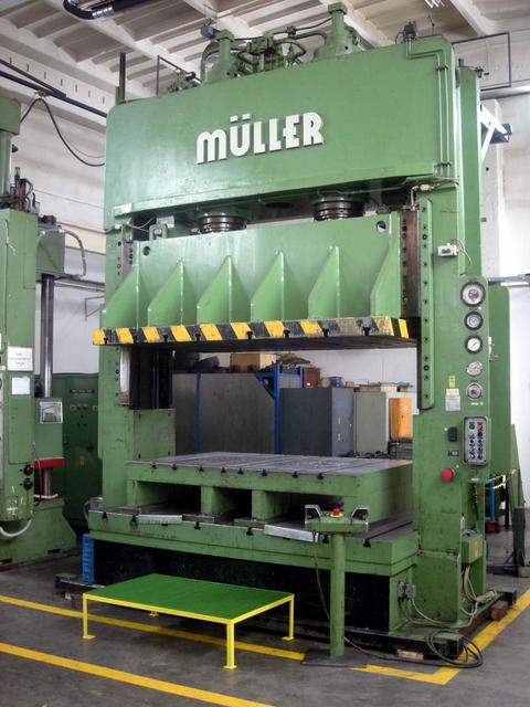 die Presse Mller 300t